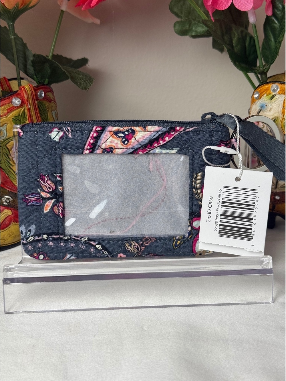 NWT Vera Bradley Felicity Paisley Zip ID Case Retired pattern  New